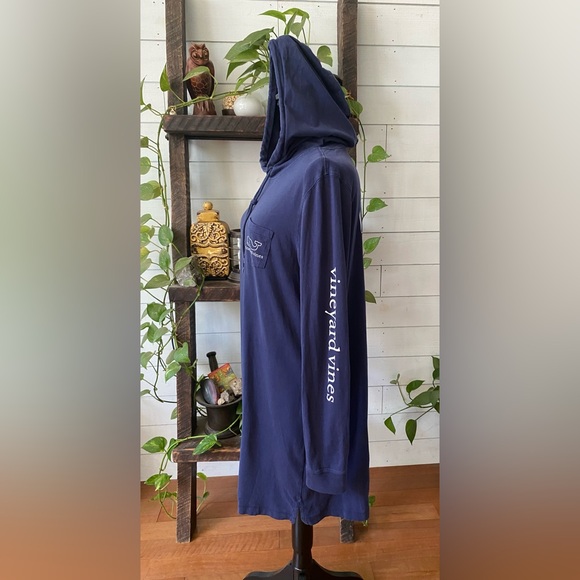 Vineyard Vines: Navy Hooded Tunic Dress with Sleeve Detail and Whale Logo - Picture 12 of 17